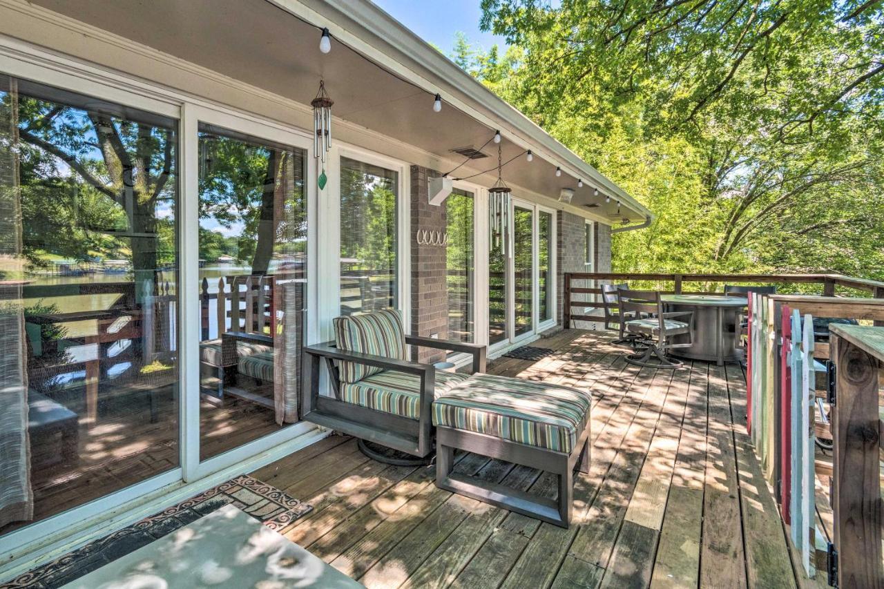 Lakefront Hot Springs Home With Updated Deck And Dock! Екстер'єр фото